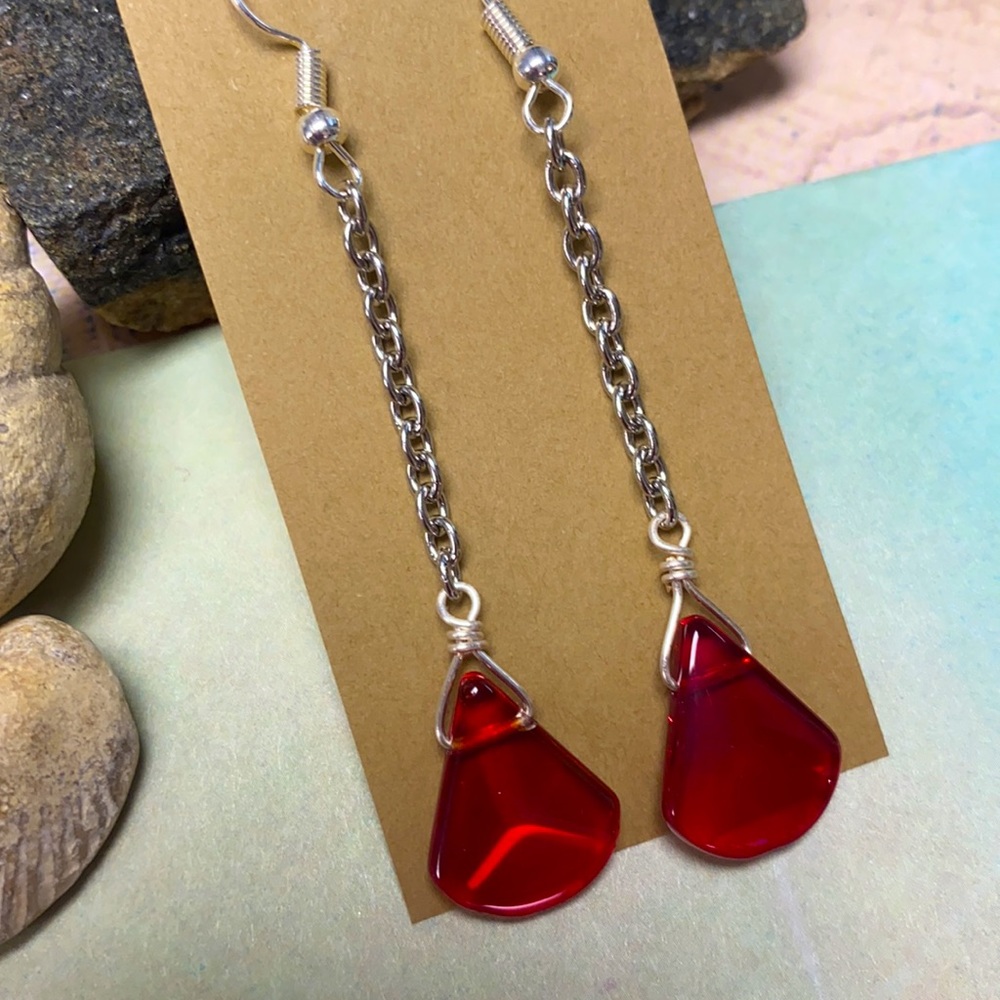 NEW Ruby red triangular drops long on chain simple